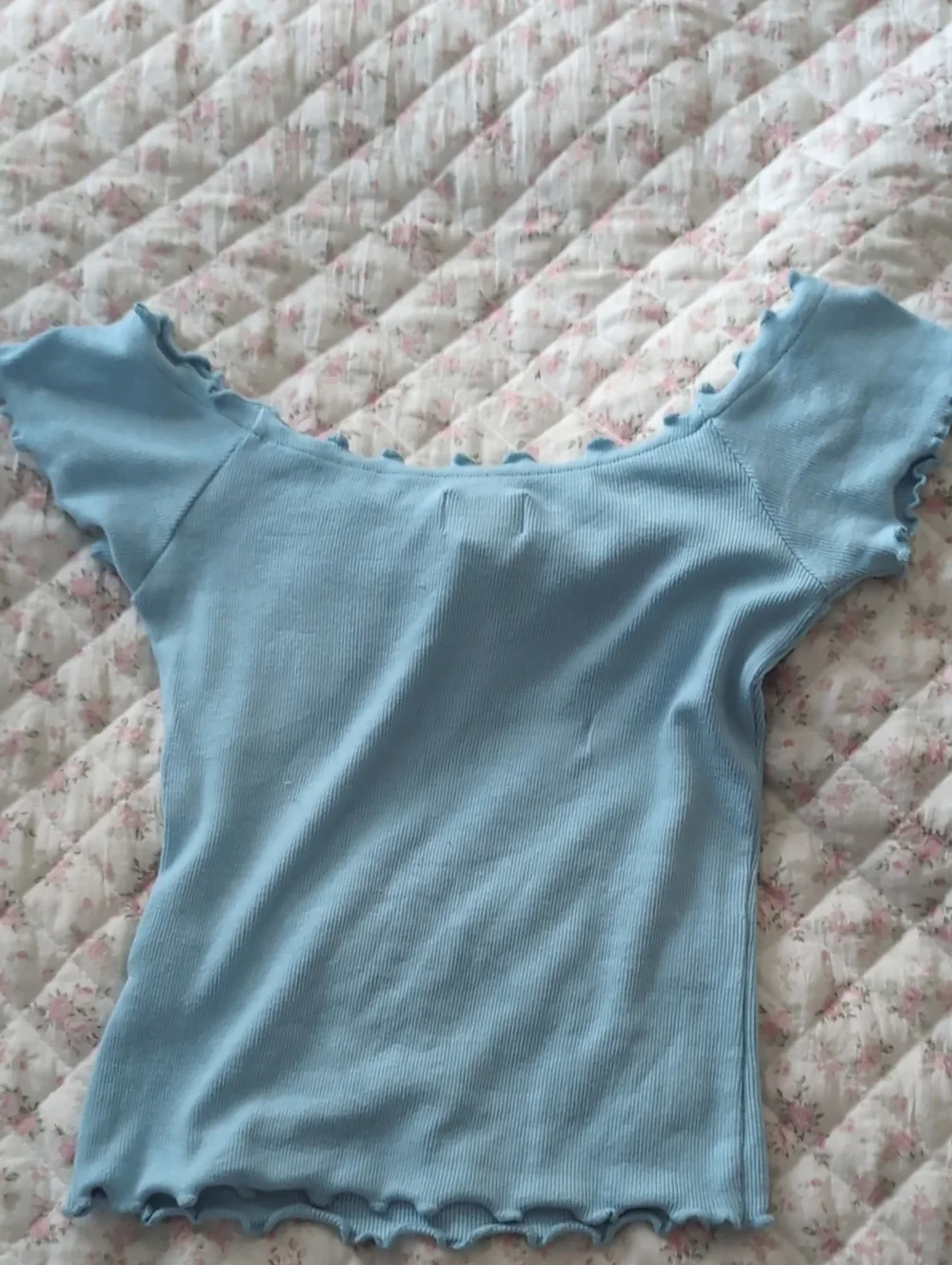Bundle Of 3 Tops